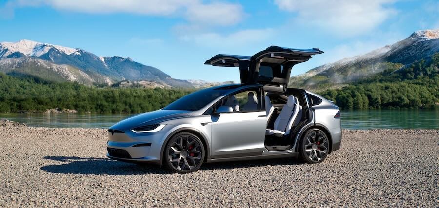 Tesla Model X Offer: Now Includes Luxe Package With FSD (Supervised) and More